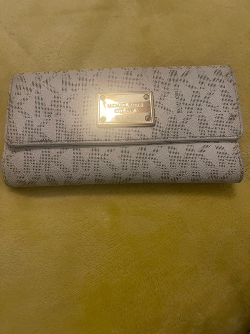 Michael Kors White and Gray Signature MK Continental Wallet